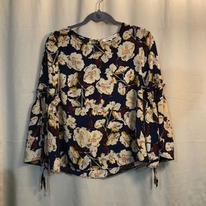 Women’s Blouse